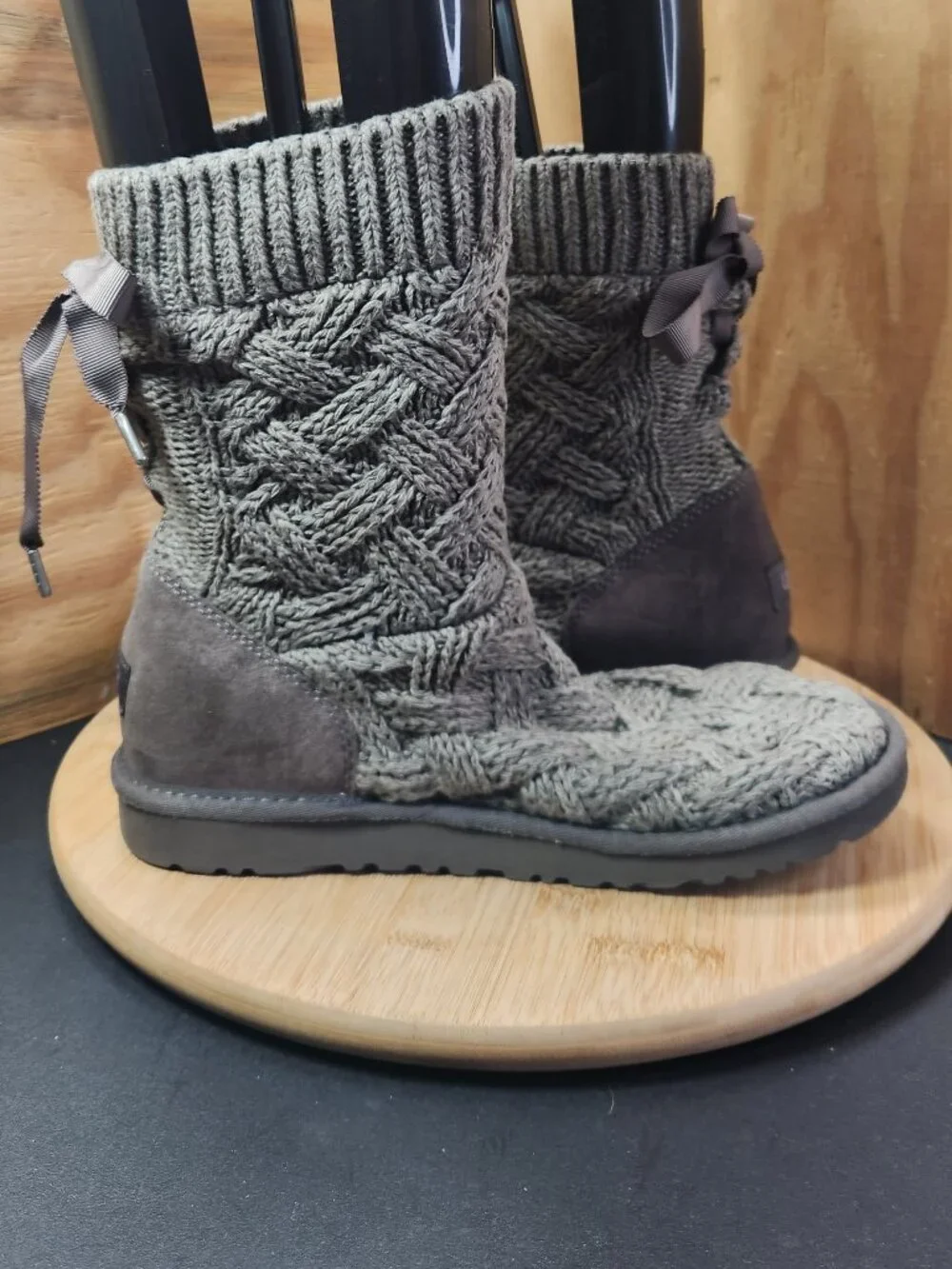 UGG Lottie Knit Girls Gray Boots Size 6